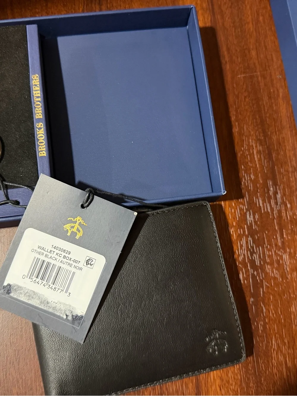 Brooks Brothers black leather bi-fold  wallet/ keychain set NWT